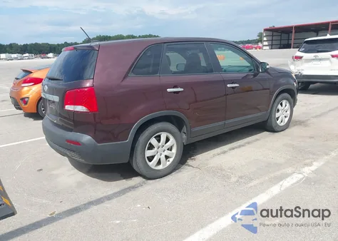 2011 Kia Sorento Lx z USA, uszkodzony, nr VIN 5XYKT3A19BG007695